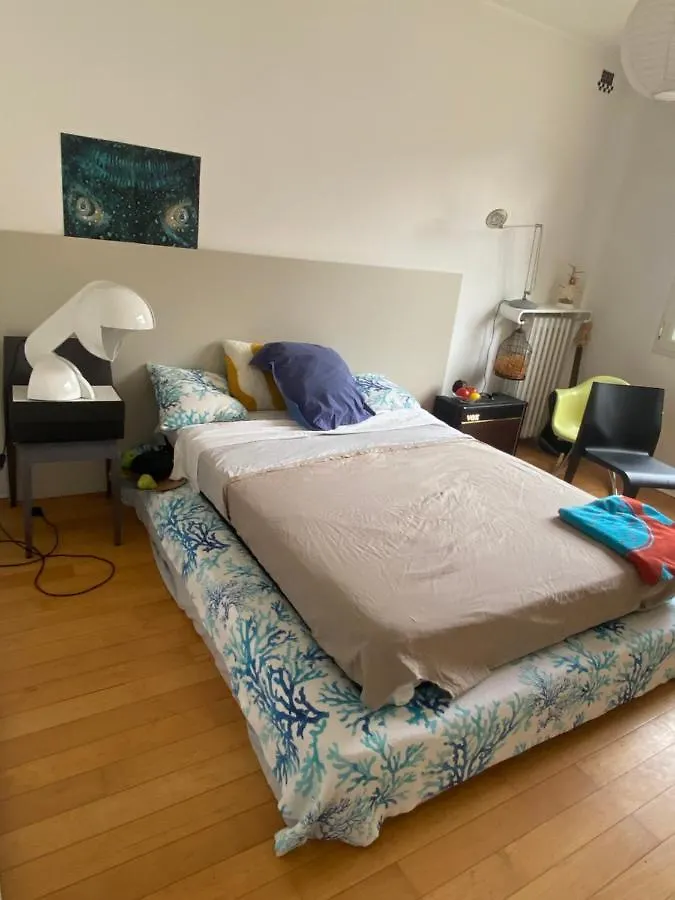 Homestay King'S Rooms In Charming Paris France